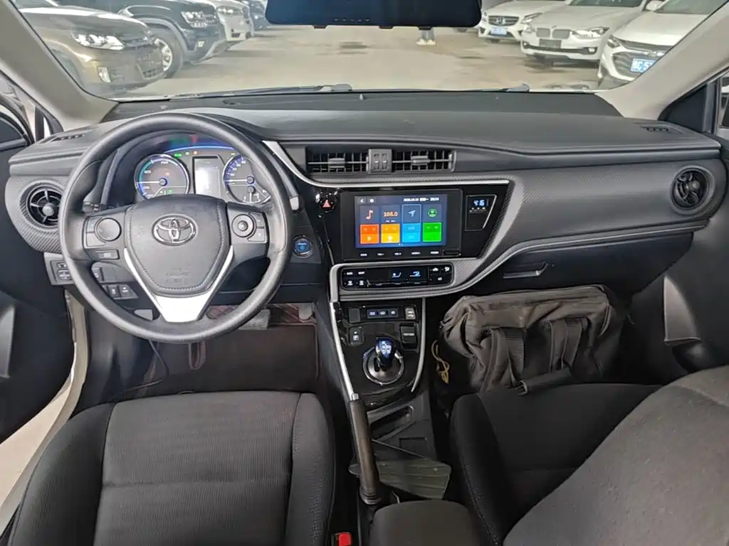 Toyota Levin PHEV 1.8PH GS E-CVT Elite Sunroof Edition, фото 10