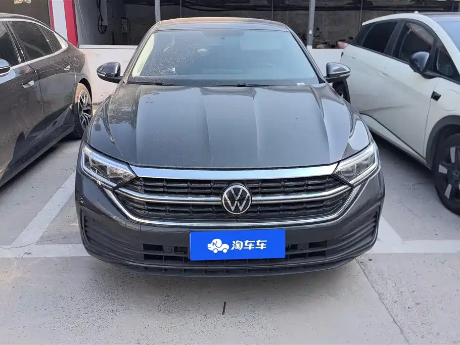 Volkswagen Sagitar 2025 300TSI DSG