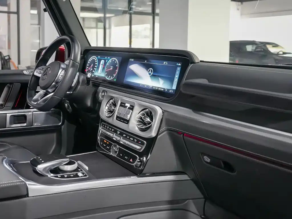 MERCEDES-BENZ G CLASS