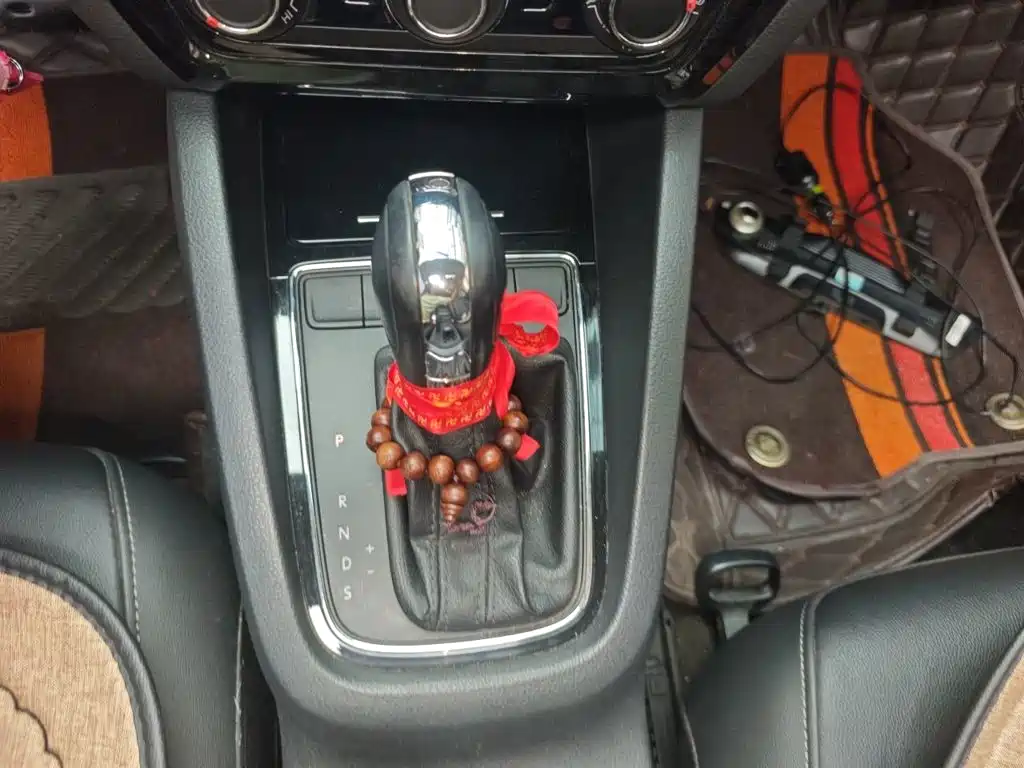 Volkswagen Sagitar — миниатюра 10