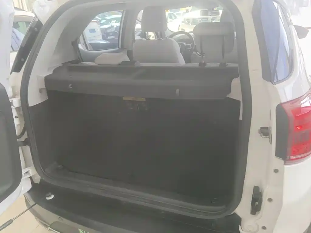 BYD Yuan Pro — миниатюра 19