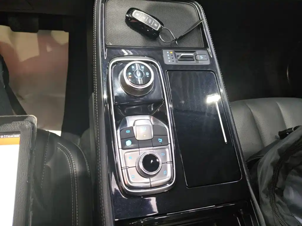 Ford Equator — миниатюра 14