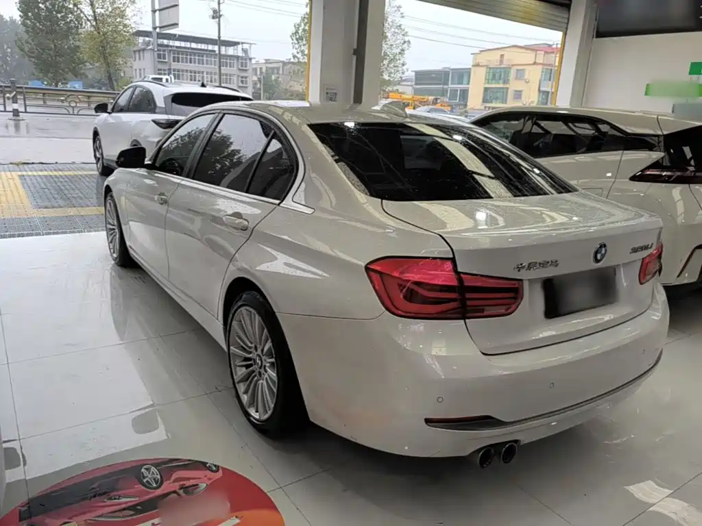 BMW 3 Series — миниатюра 5