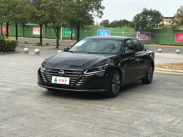 NISSAN TEANA