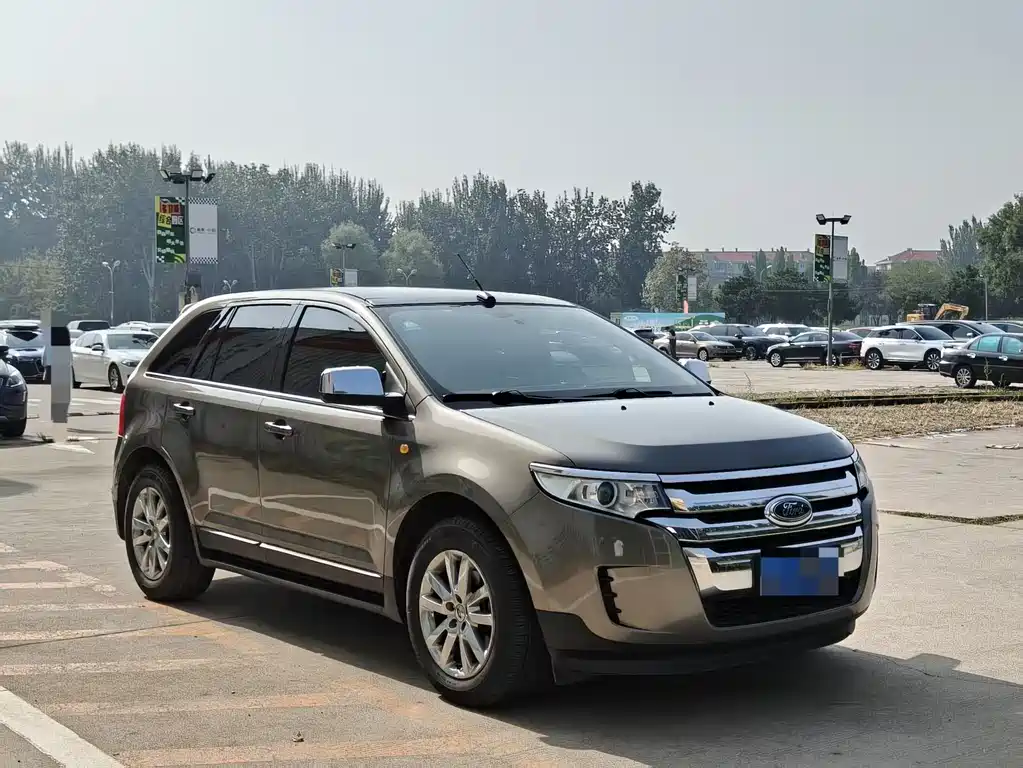Ford Edge (Import) — миниатюра 3