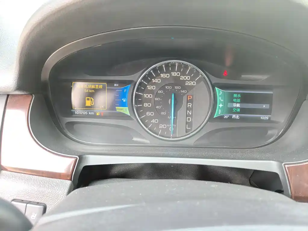 Ford Edge (Import) — миниатюра 11