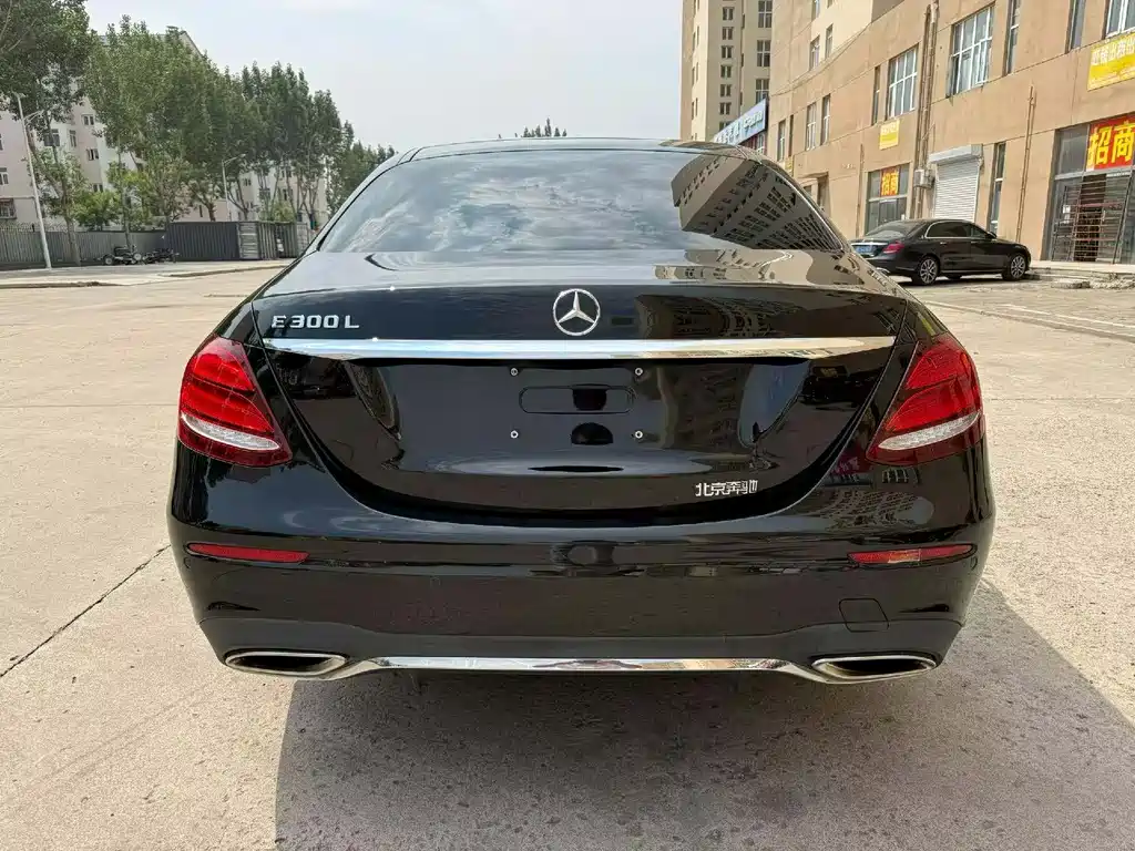 Mercedes-Benz E-Class E 2018 E 300 L Sport Fashion