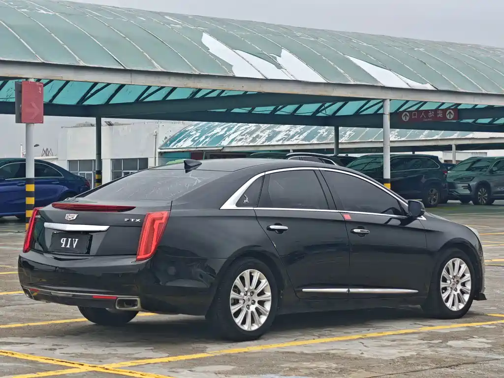 Cadillac XTS — миниатюра 4
