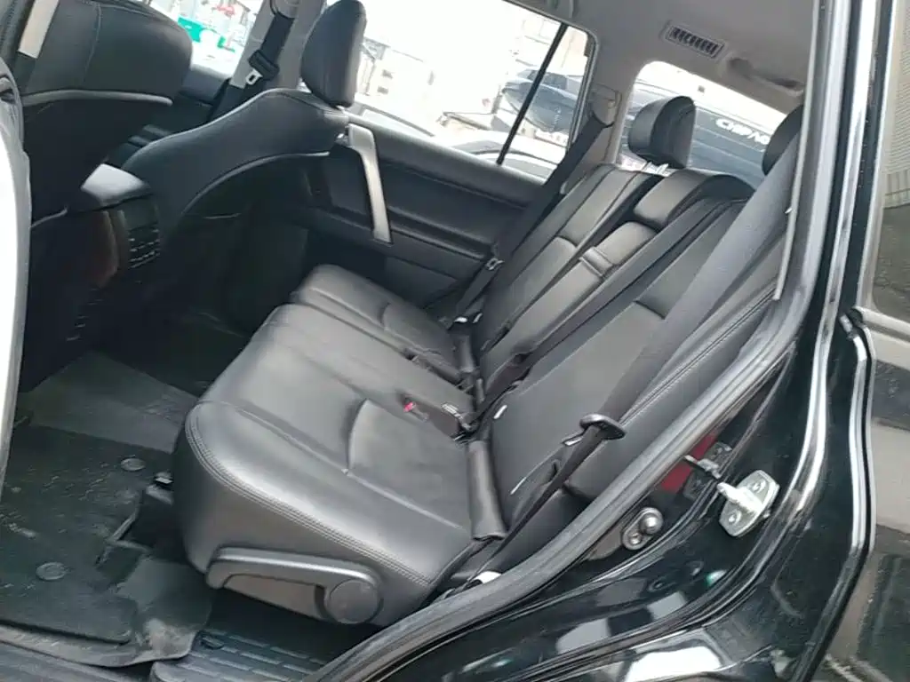 Toyota Prado — миниатюра 17