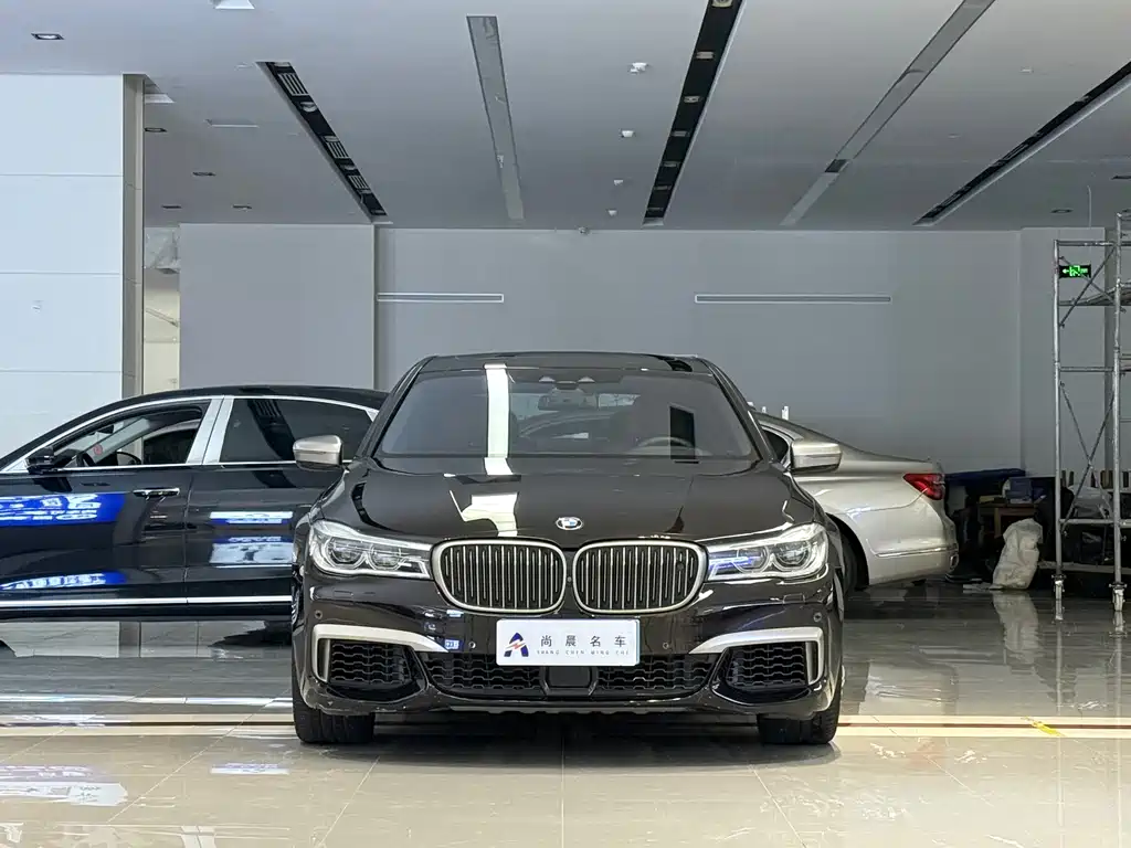 BMW 7 Series 7 2018 M760Li xDrive
