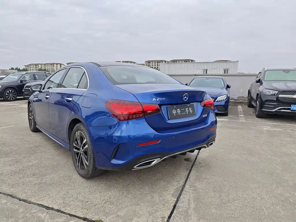 Mercedes-Benz A-Class A 2023 A 200 L