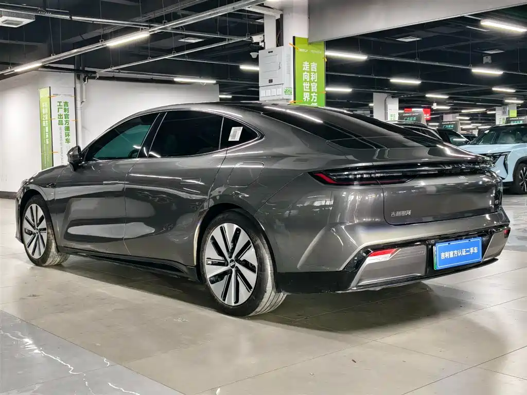 GEELY GALAXY GALAXY E8