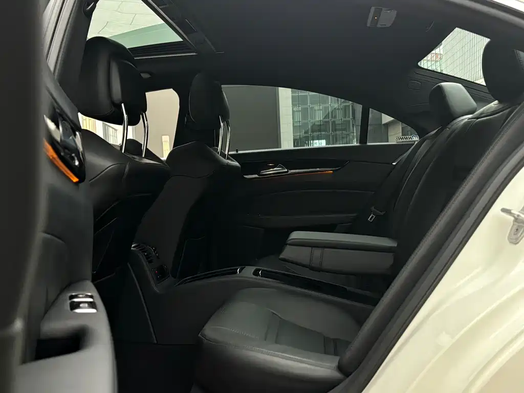 MERCEDES-BENZ CLS AMG