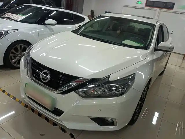 NISSAN TEANA 2018