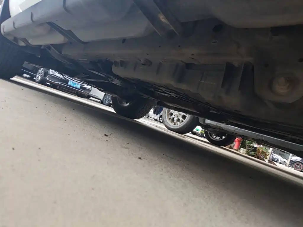 Ford Everest — миниатюра 22