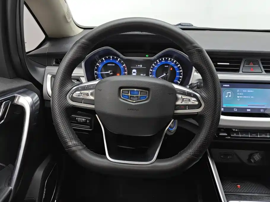 Geely Vision X3 — миниатюра 15