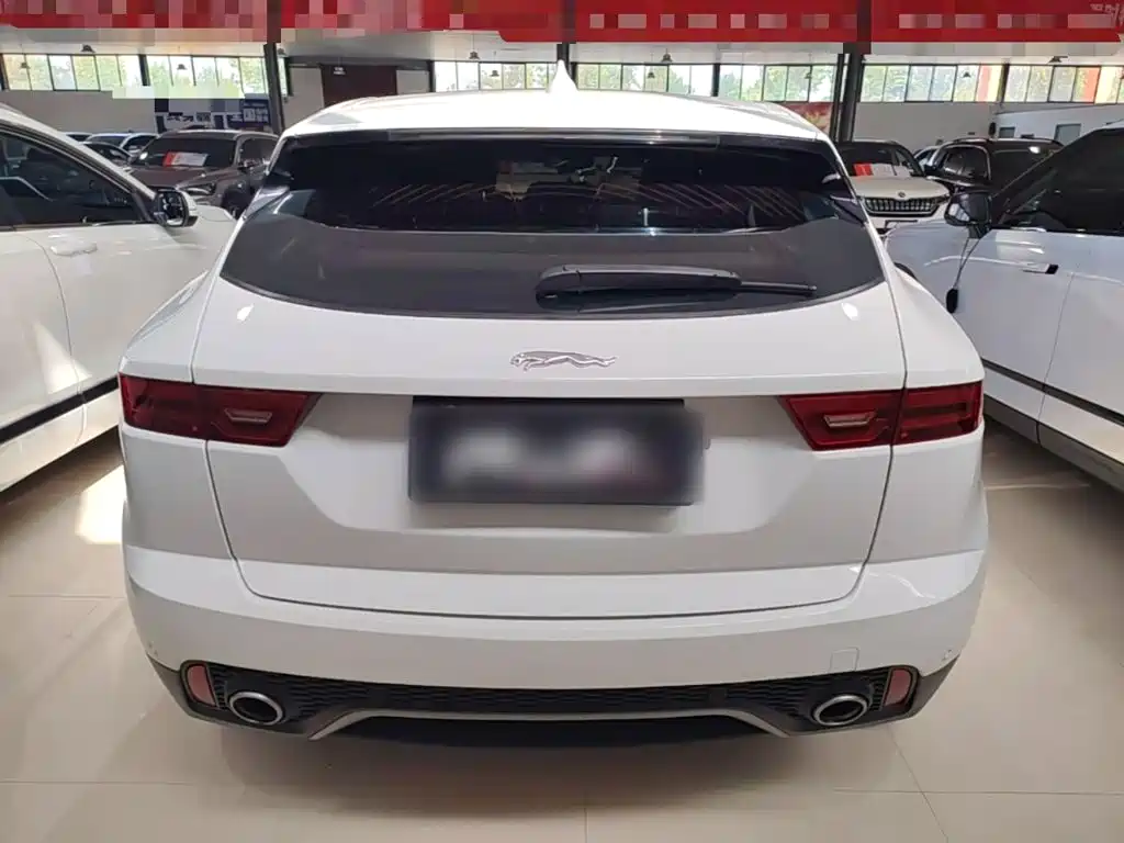 Jaguar E-PACE — миниатюра 6