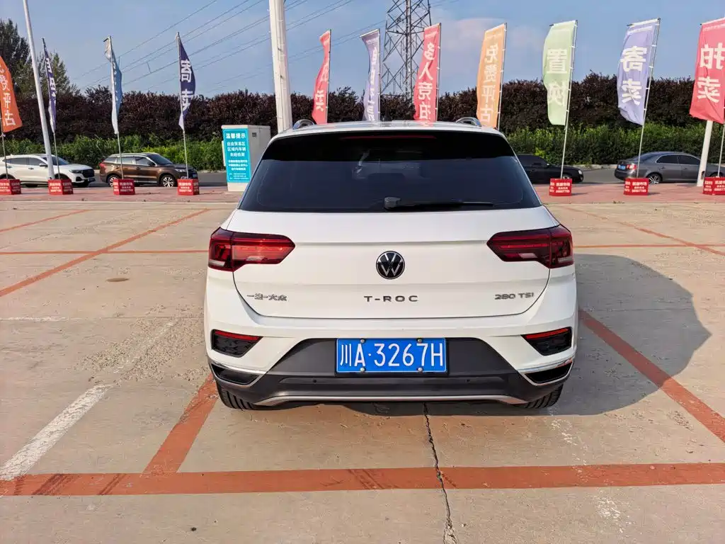 Volkswagen T-Roc — миниатюра 9