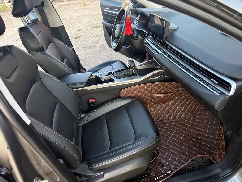 Geely Emgrand — миниатюра 19