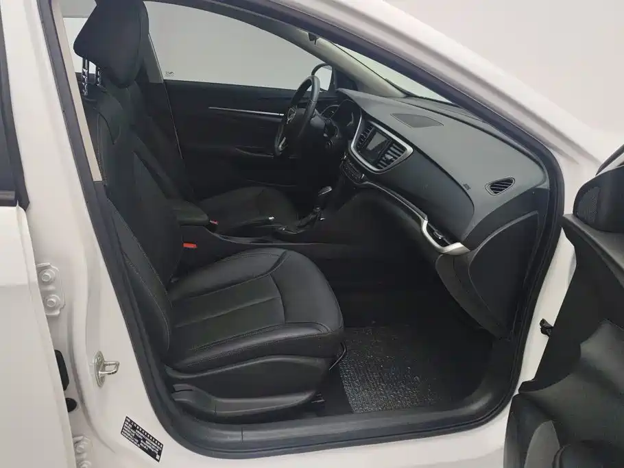 Buick Excelle — миниатюра 8