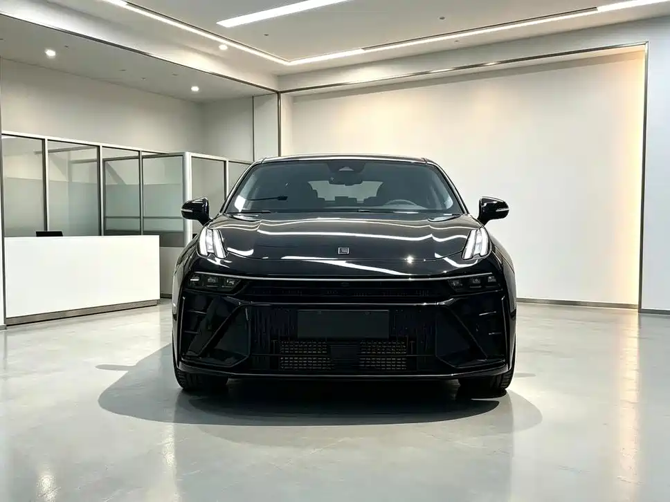 Lynk & Co 03 — миниатюра 2