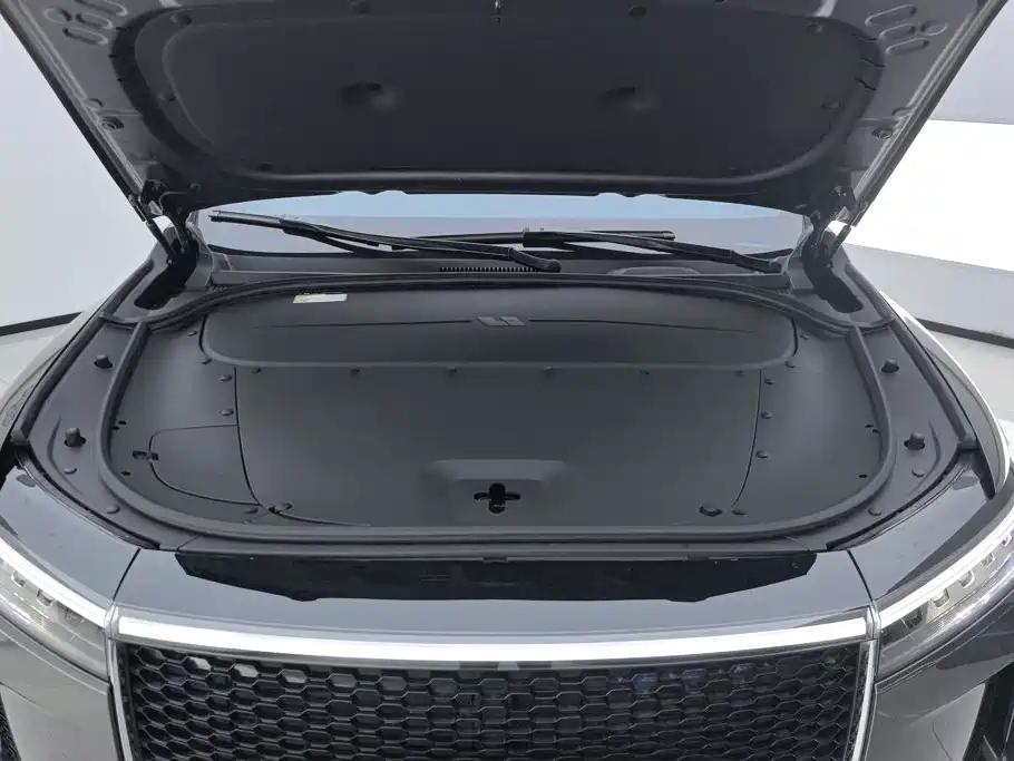 Li Auto Li ONE — миниатюра 10