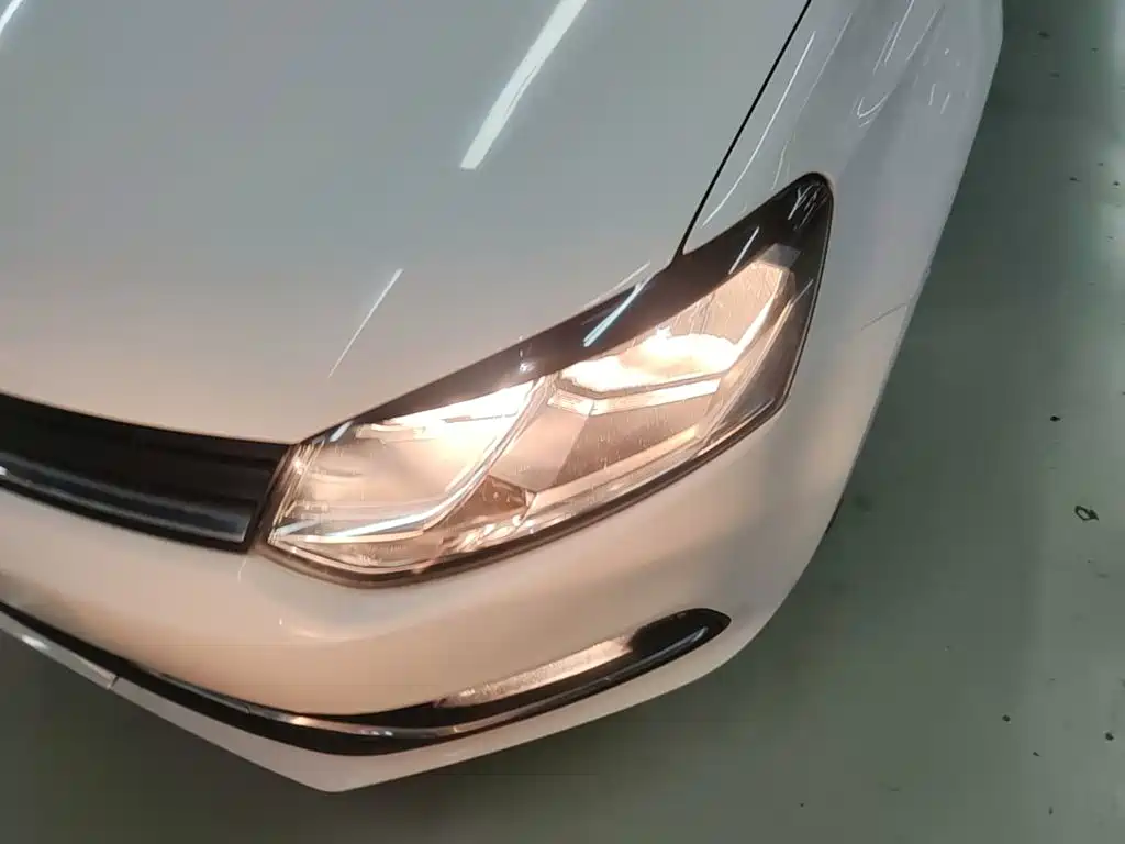 Volkswagen Polo — миниатюра 24