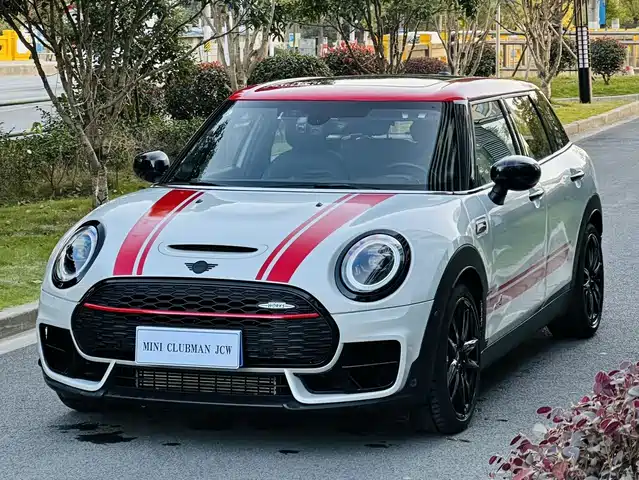 MINI JCW CLUBMAN