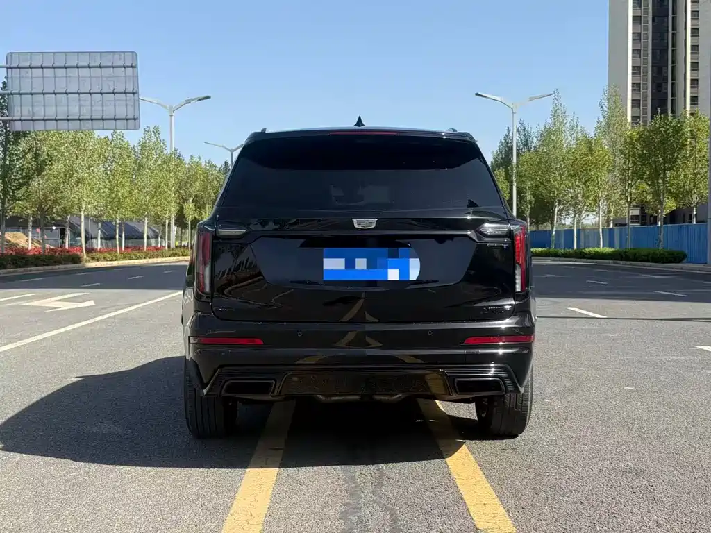 Cadillac XT6 2025 2.0T мест Luxury Executive