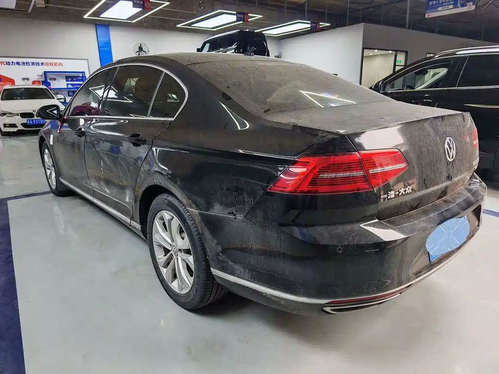 Volkswagen Magotan — миниатюра 4