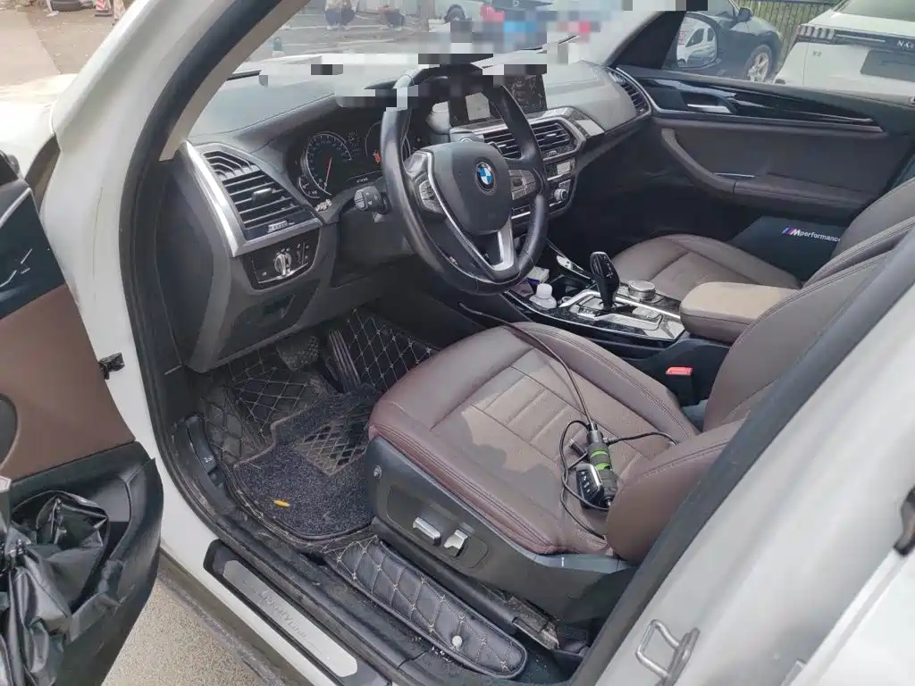 BMW X3 — миниатюра 17