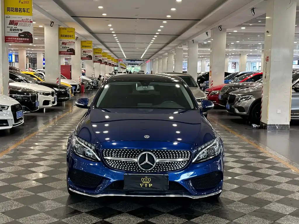 Mercedes-Benz C-Class — миниатюра 2