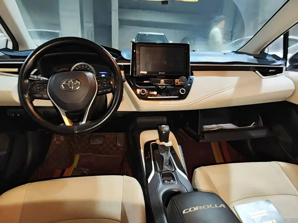 Toyota Corolla — миниатюра 5