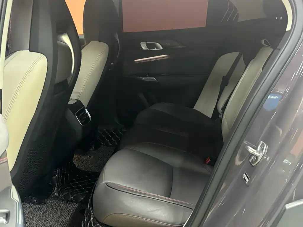 Lynk & Co 02 2019 2.0T AT Pro VI