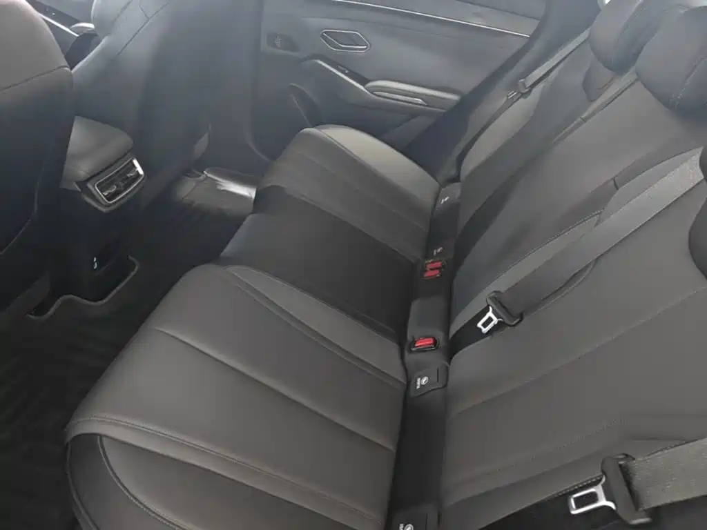 BYD Qin L — миниатюра 17