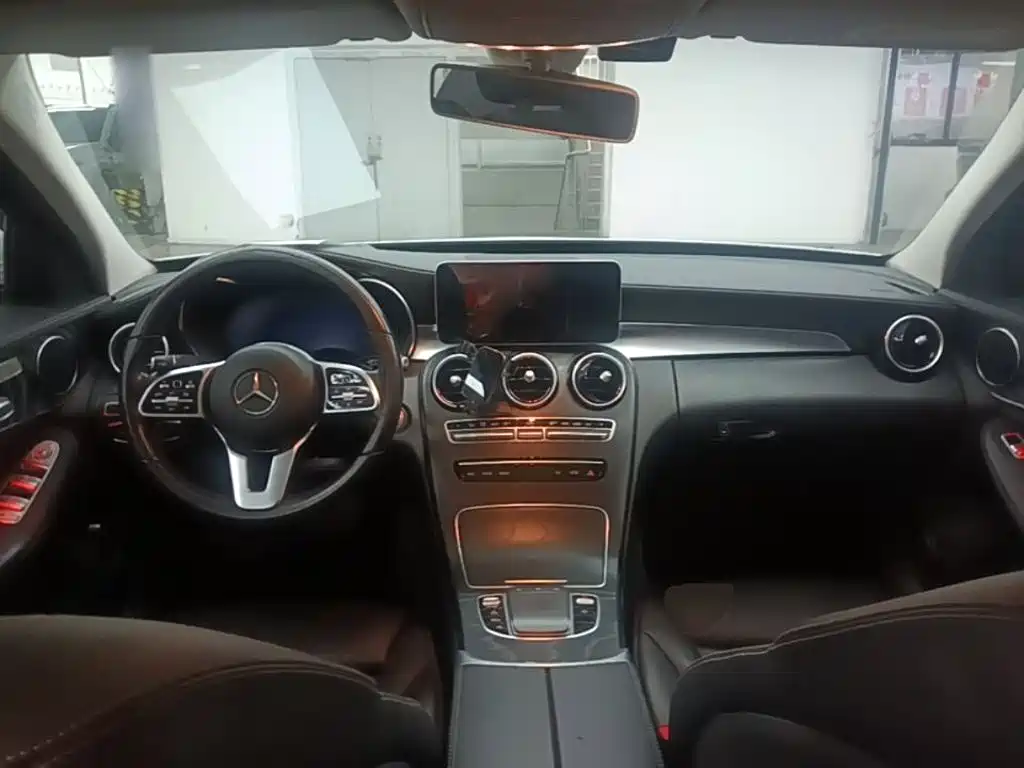 Mercedes-Benz C-Class — миниатюра 10