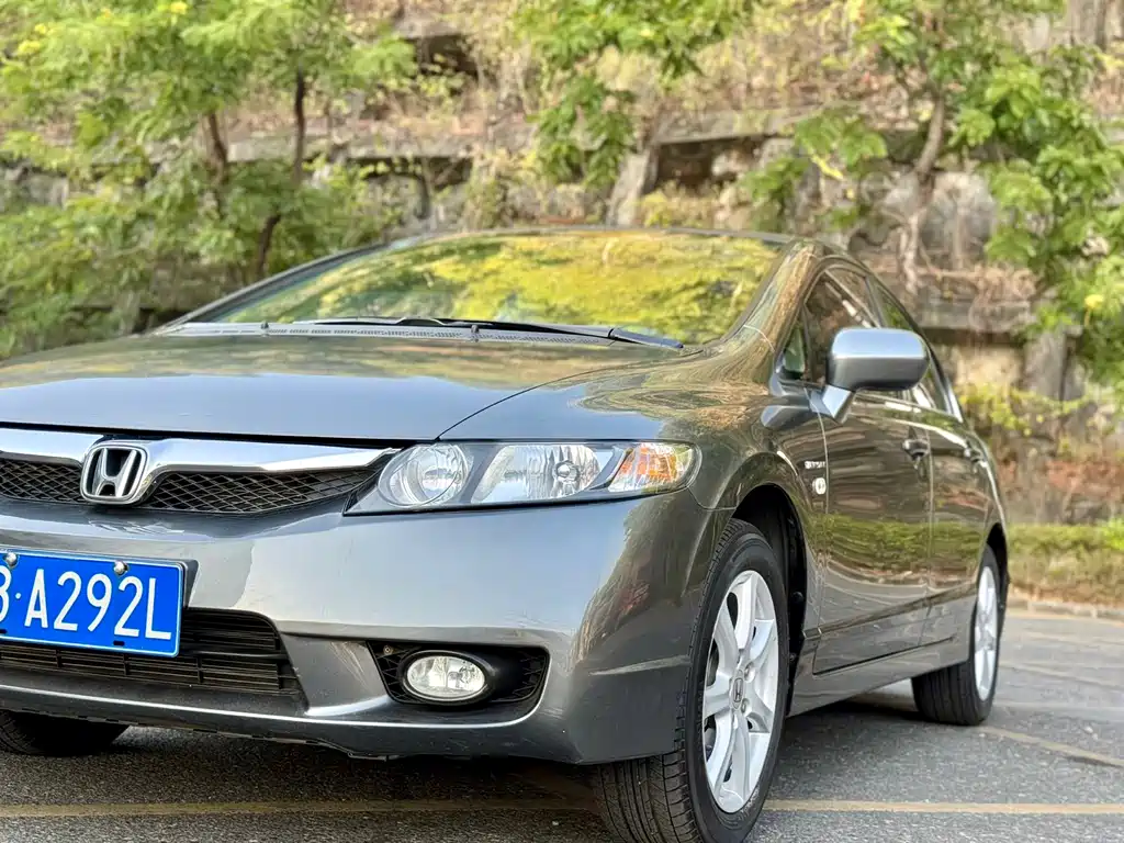 Honda Civic 2009 1.8L AT