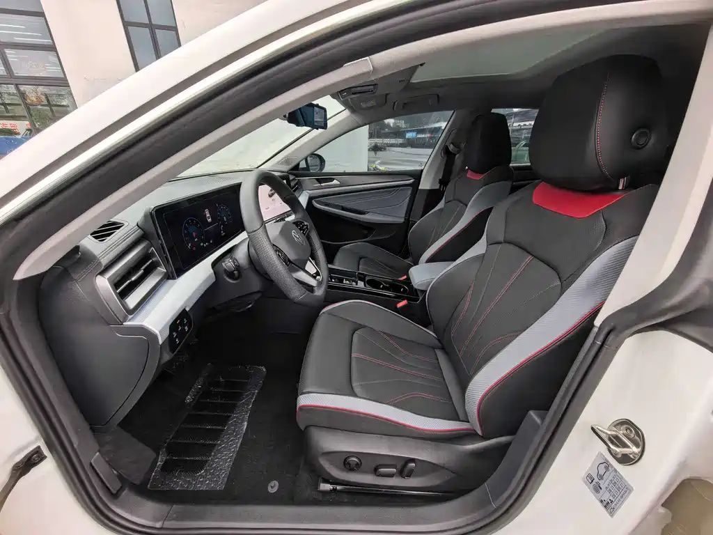 Volkswagen Lamando 2024 L 280TSI DSG