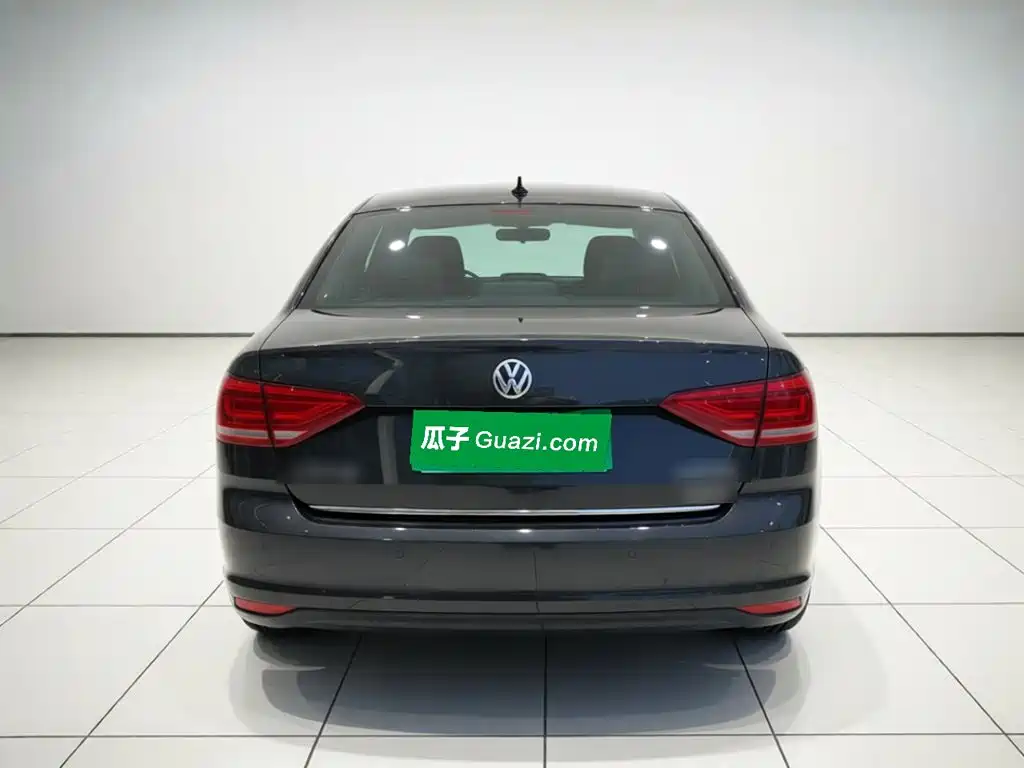 Volkswagen Lavida — миниатюра 5
