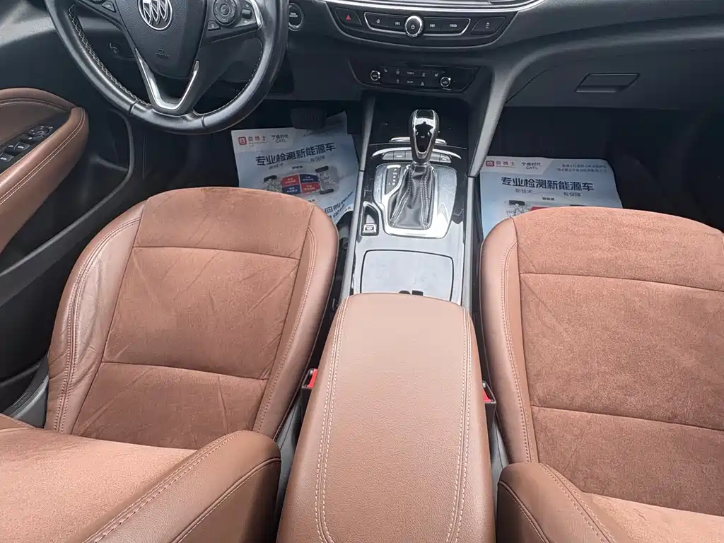 Buick Regal — миниатюра 13