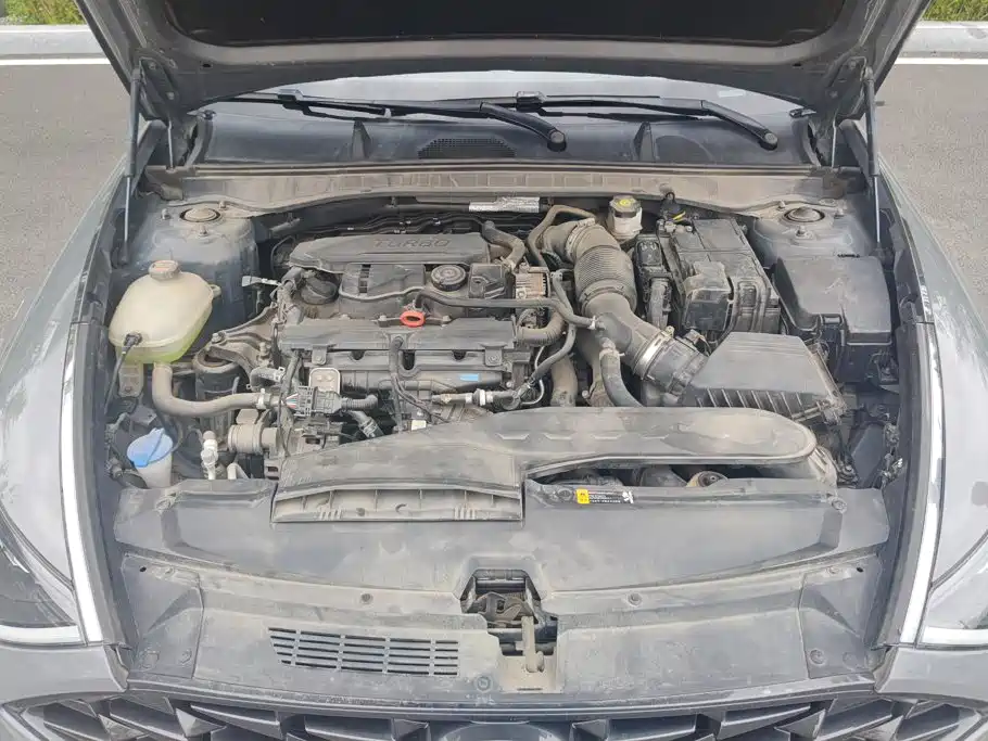 Hyundai Sonata — миниатюра 10