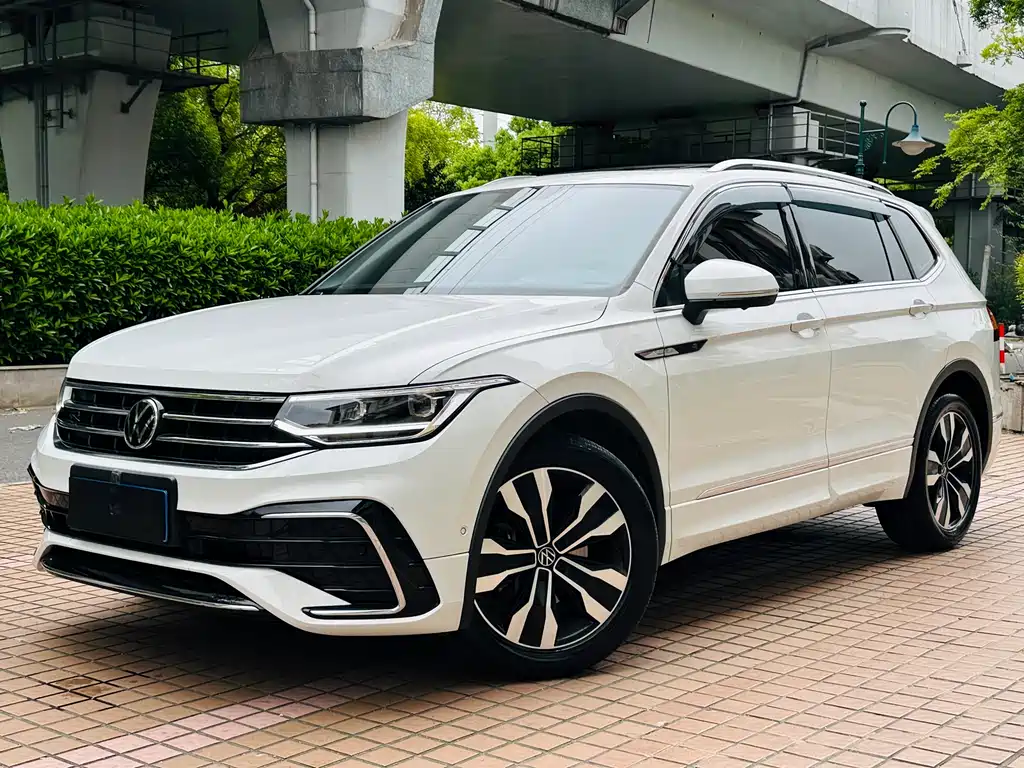 Volkswagen Tiguan L 2023