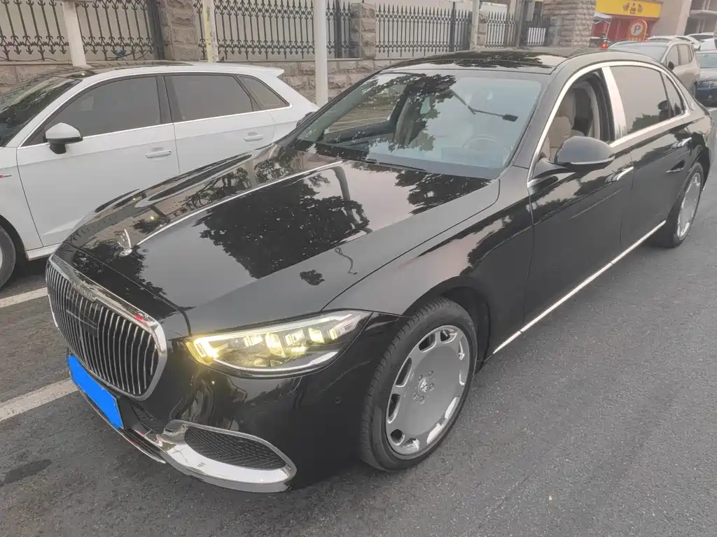 Mercedes-Benz S-Class 2024