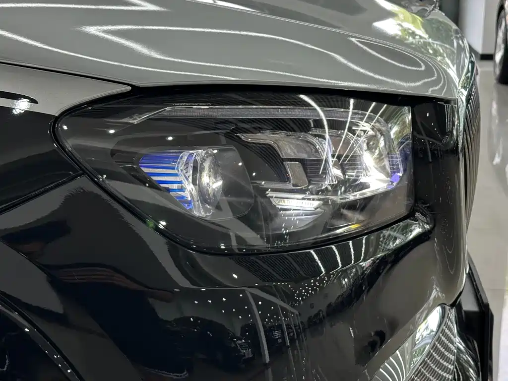 MERCEDES-BENZ MAYBACH GLS