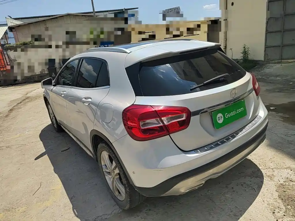 Mercedes-Benz GLA — миниатюра 5
