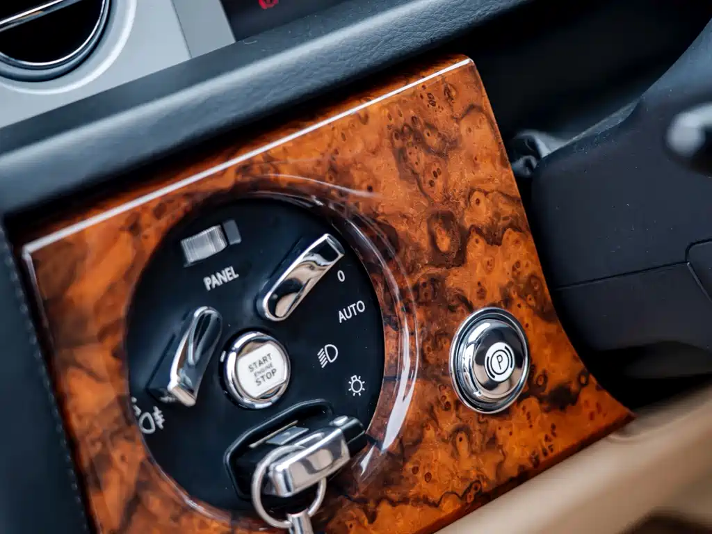 Rolls-Royce Phantom — миниатюра 11