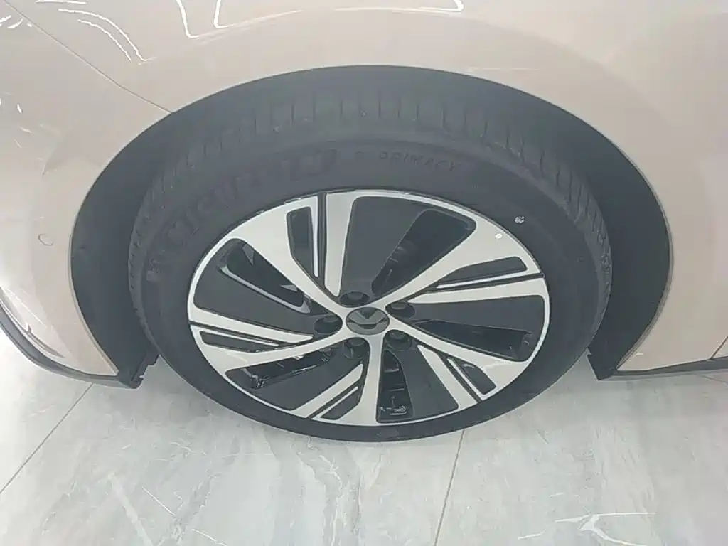 NIO ET5 — миниатюра 23