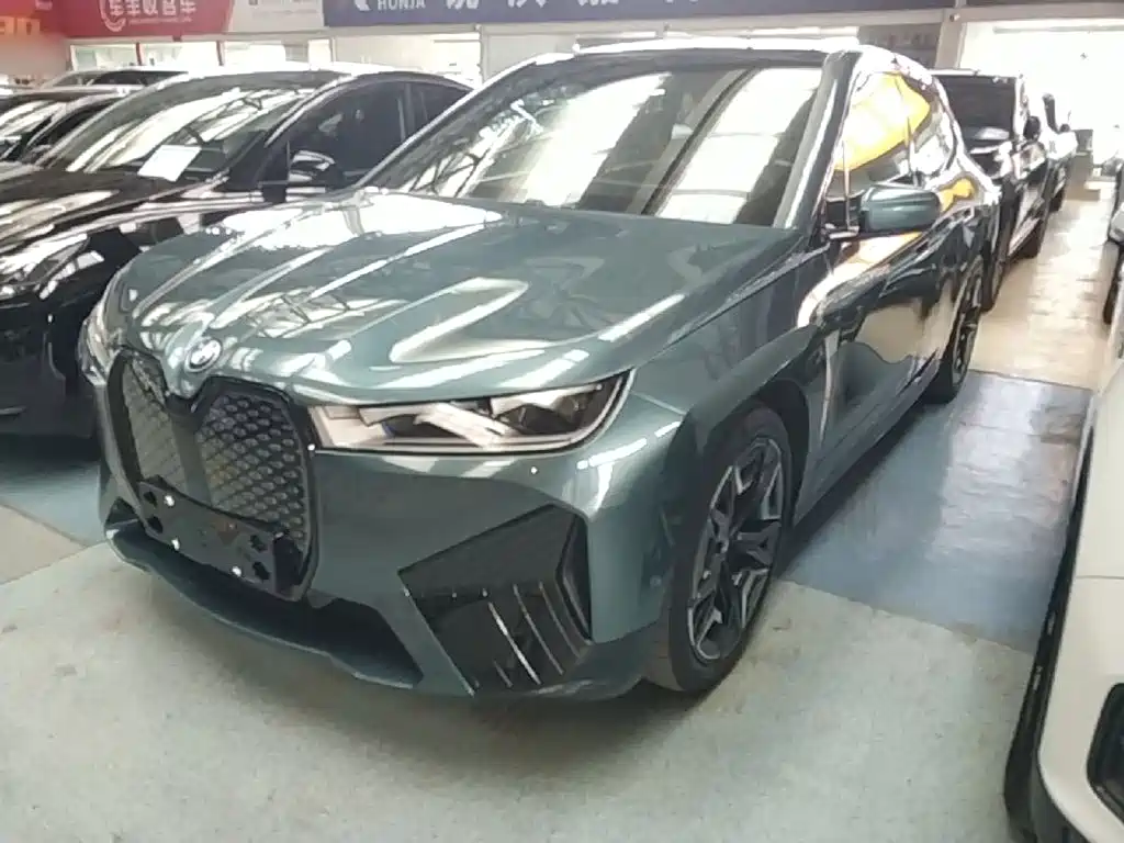BMW iX 2022 xDrive40