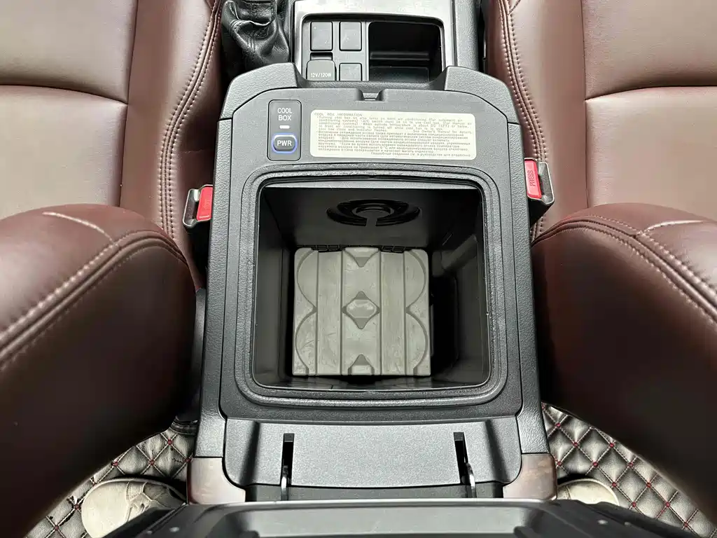 Toyota Land Cruiser Prado 2016 2.7L