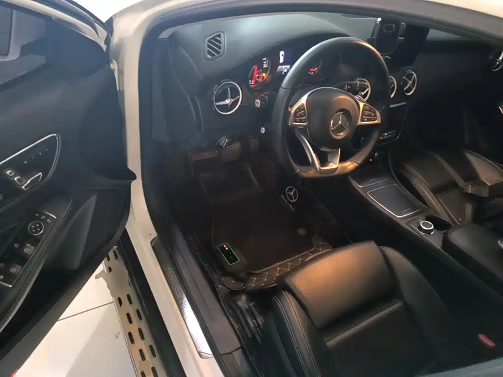 Mercedes-Benz GLA — миниатюра 16